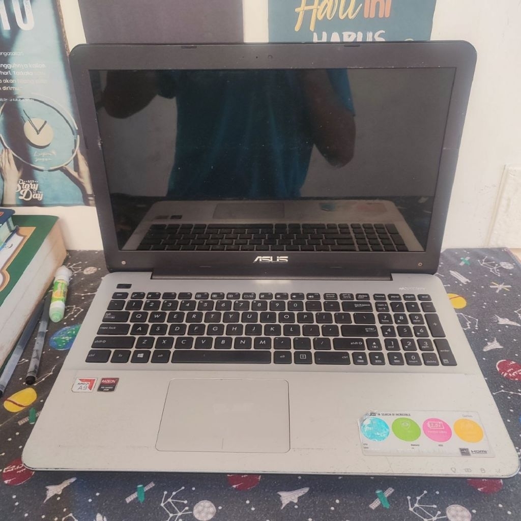 Laptop Asus X555B