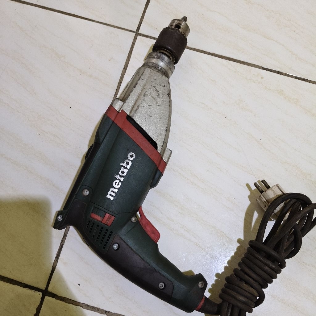 METABO 13MM KANAN KIRI KONDISI BARANG MASIH BAGUS SIAP PAKAI
