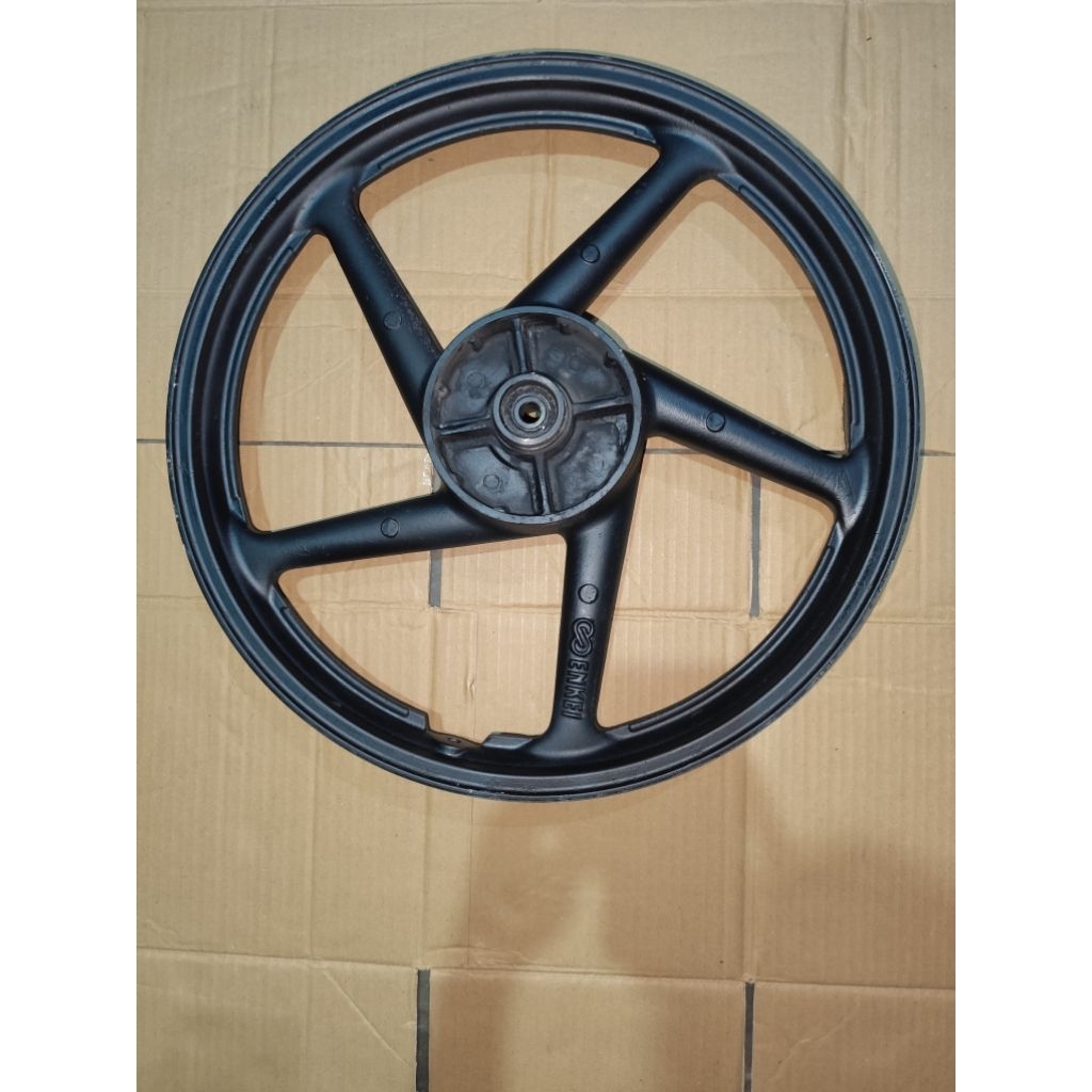 velg belakang Suzuki smash new/old original cabutan PNP Shogun 110