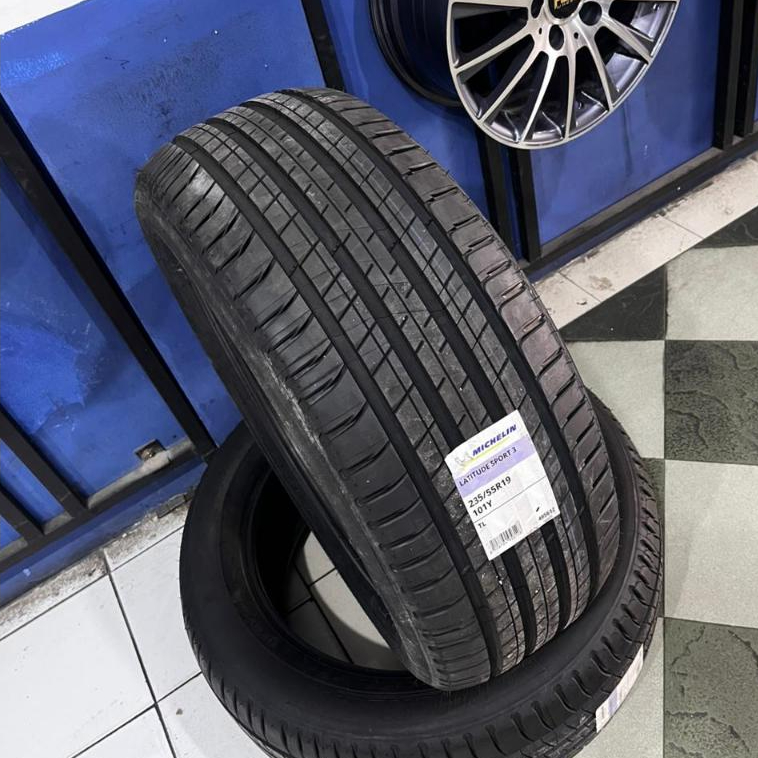 Ban Mobil Michelin Latitude Sport 3 Ring 19 235 55 R19 High Quality Internasional