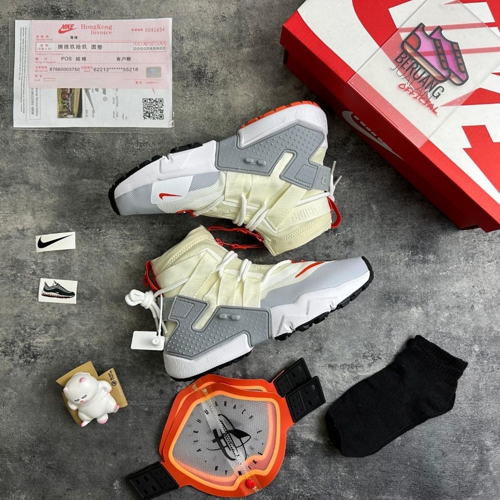 Sepatu Sneakers Huarache Grip White Cream & Green Camo