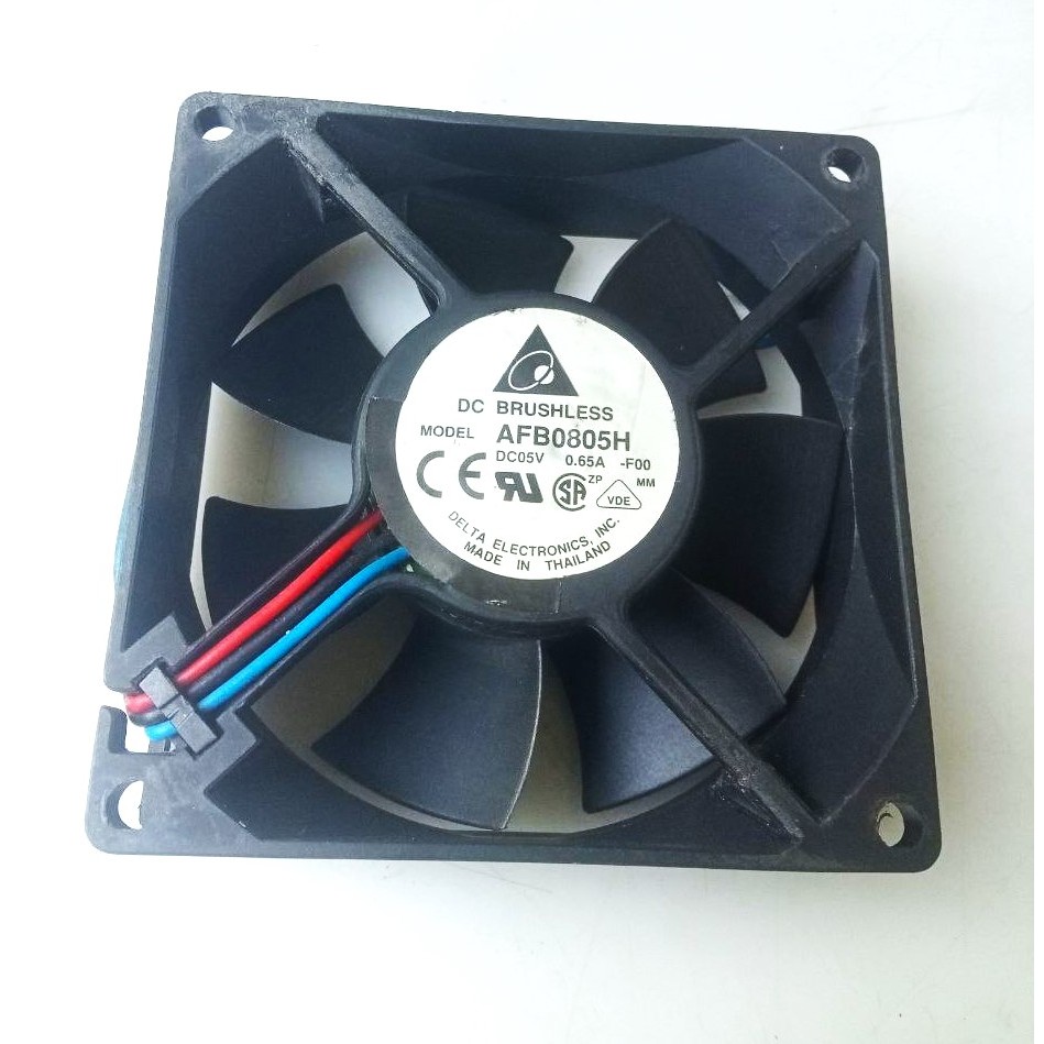 Fan Dc Brushless Delta 5vdc 0.65A 8x8x2.5cm Rpm3000