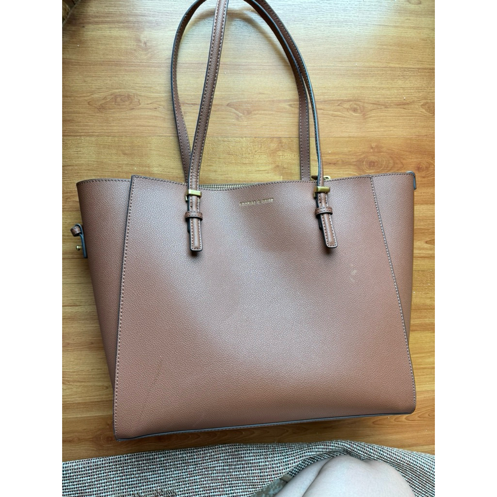 Preloved Tas Tote Bag Charles n Keith