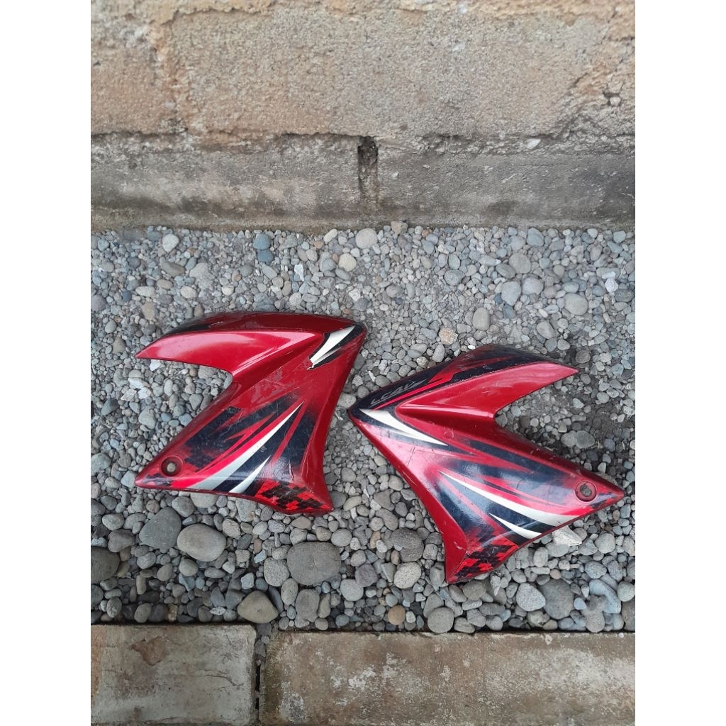 Sayap tengki yamaha vixion old original