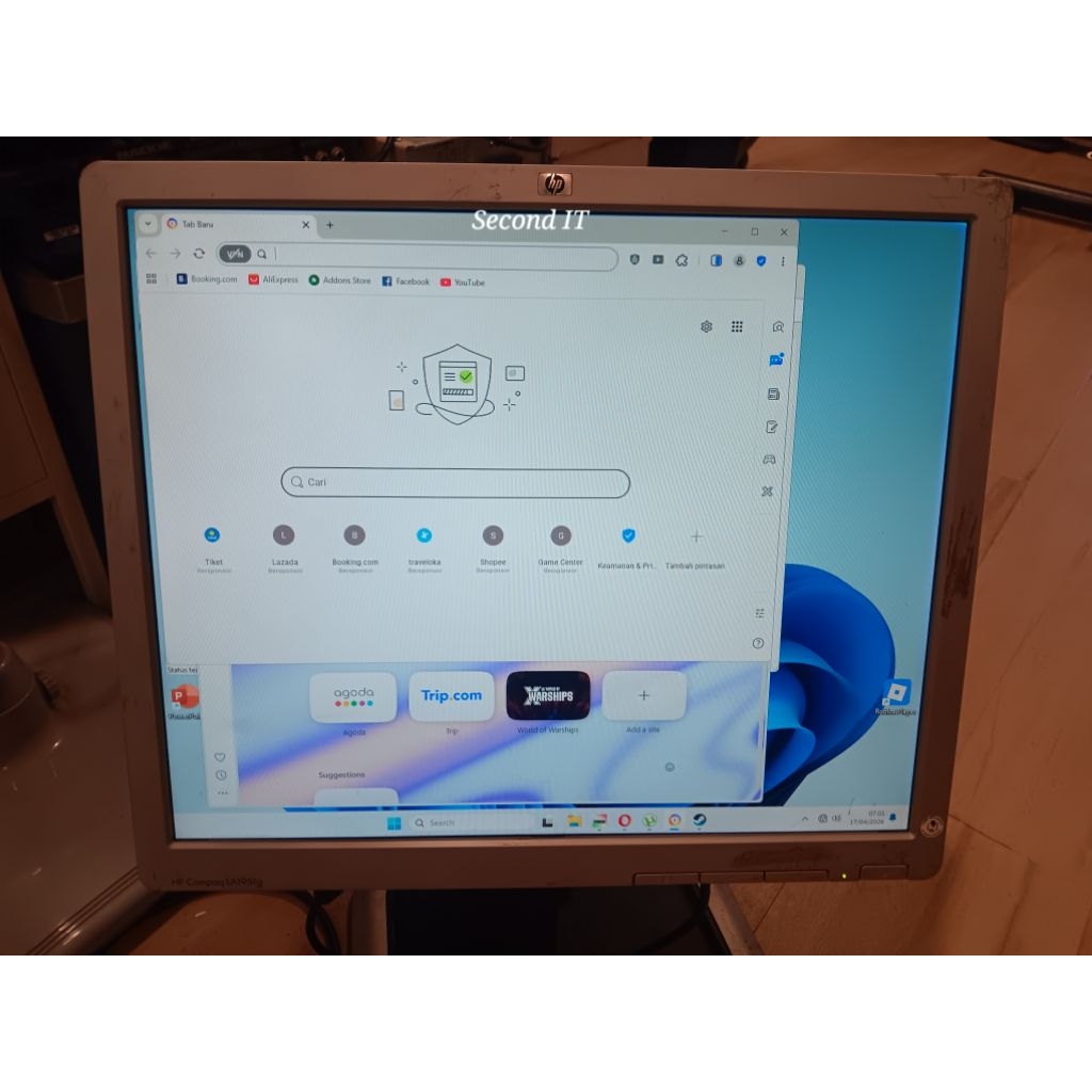 Layar HP Lcd 19 inch Kotak