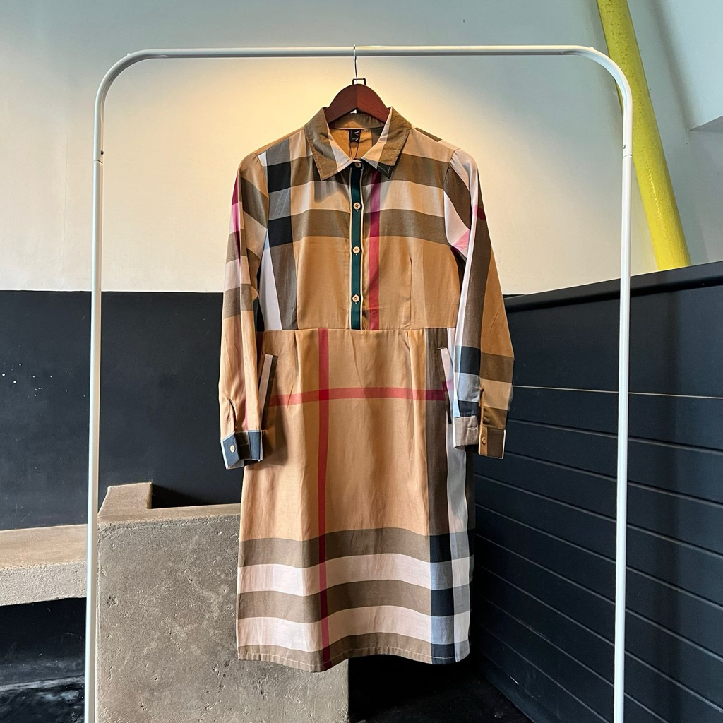 Tunik Qonita