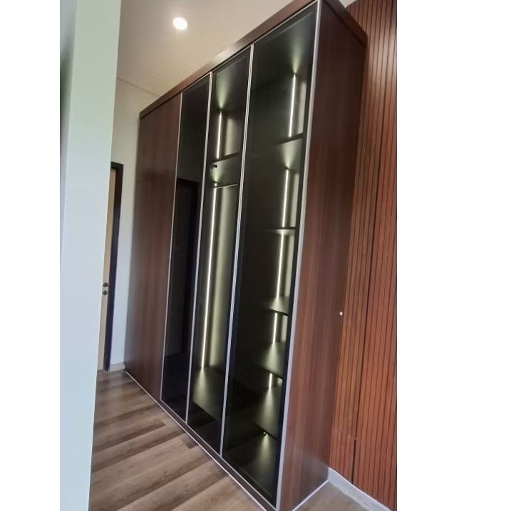 lemari akaian pintu kaca , lemari pakaian custom HPL