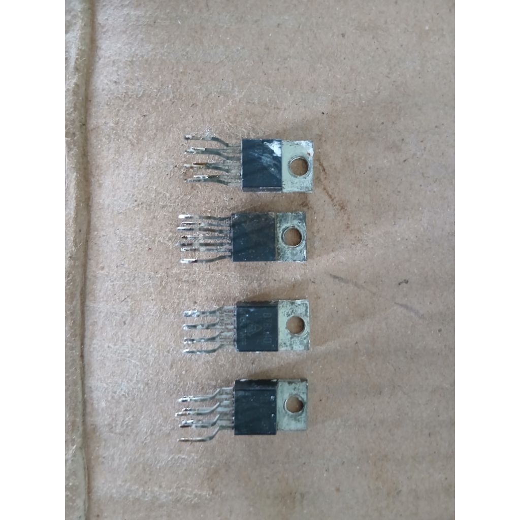 IC Vertikal TV CRT