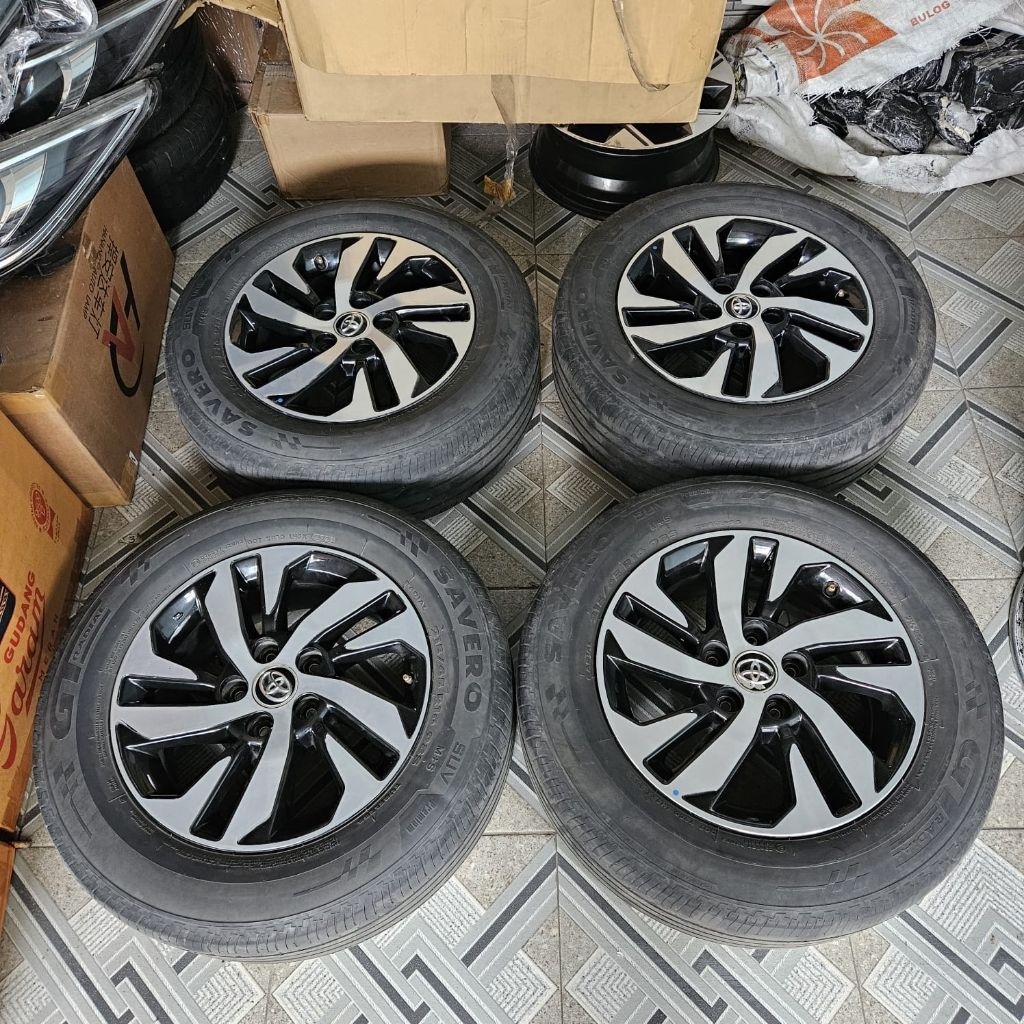 Velg Mobil Toyota Rush/Terios Original R16