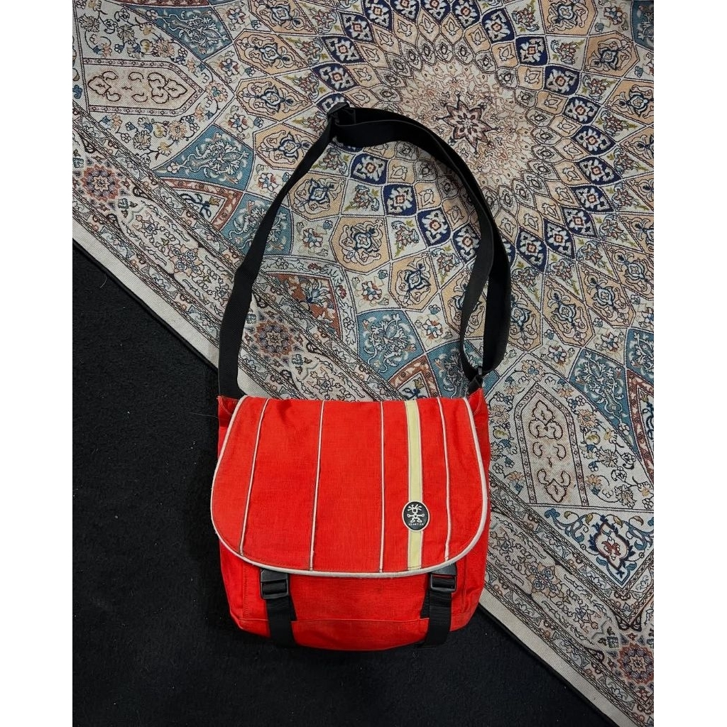 MESSENGER BAG BRAND CRUMPLER