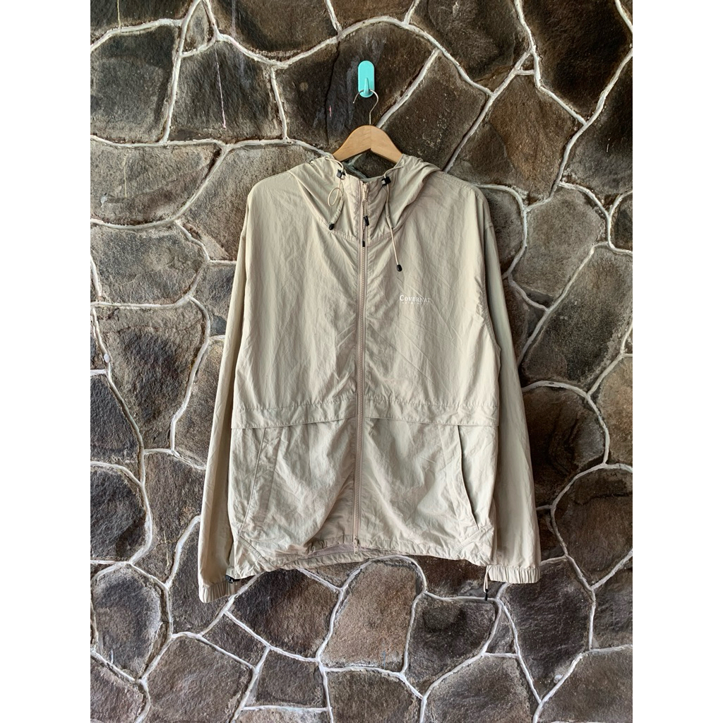 Jacket Windbreaker Covernat Cream
