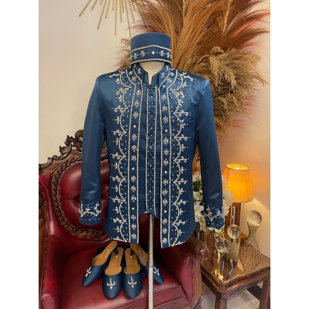 beskap pengantin // pakaian pengantin pria // baju pengantin pria