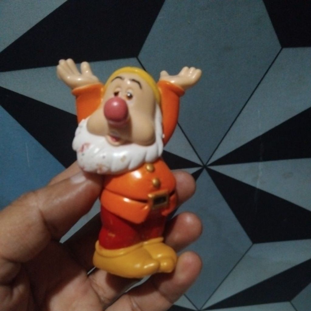 FIGURE KURCACI JADUL
