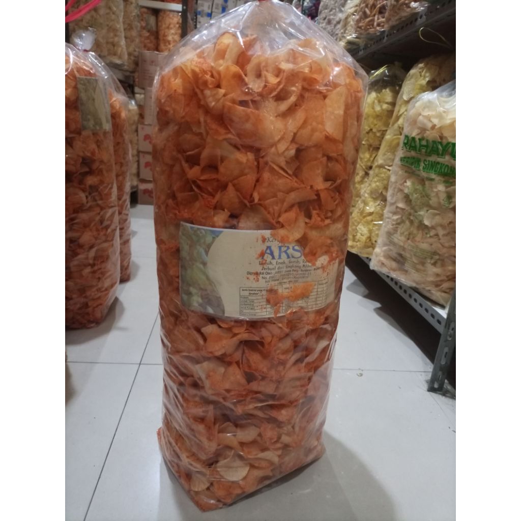 1 ball berat 2.8 kg keripik singkong rasa balado enak gurih renyah harga grosir murah cemilan kiloan