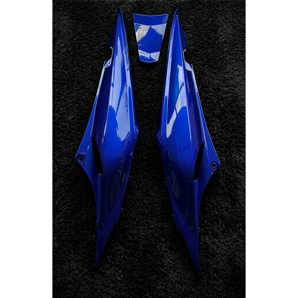 Cover Body belakang Honda Revo lama Revo lancip + striping  stiker warna biru Kualitas Terbaik