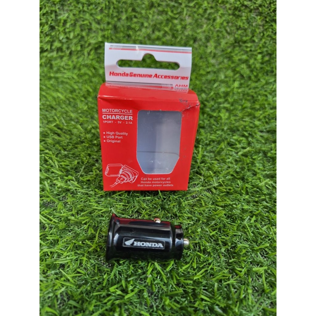 USB CHARGER ORIGINAL AHM HONDA VARIO BEAT PCX ADV