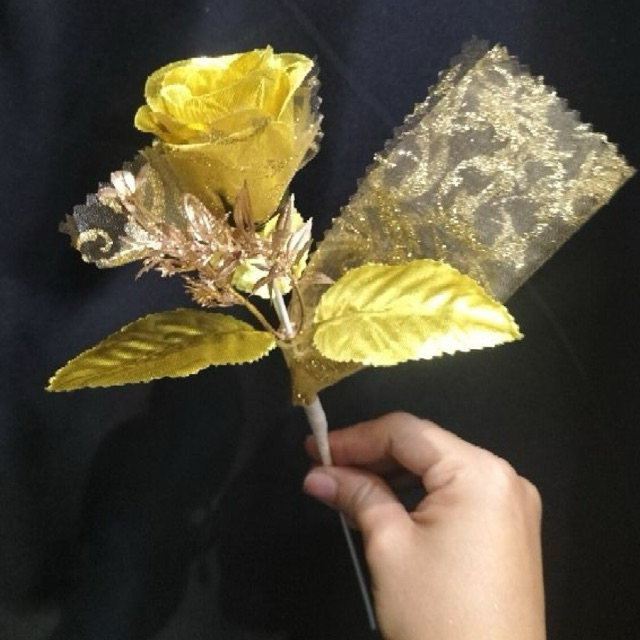 Bunga Telur Emas / Bunga Pernikahan / Bunga Pahar / Pokok Telur Emas ( 1 Kotak isi 50pcs ) (1855)