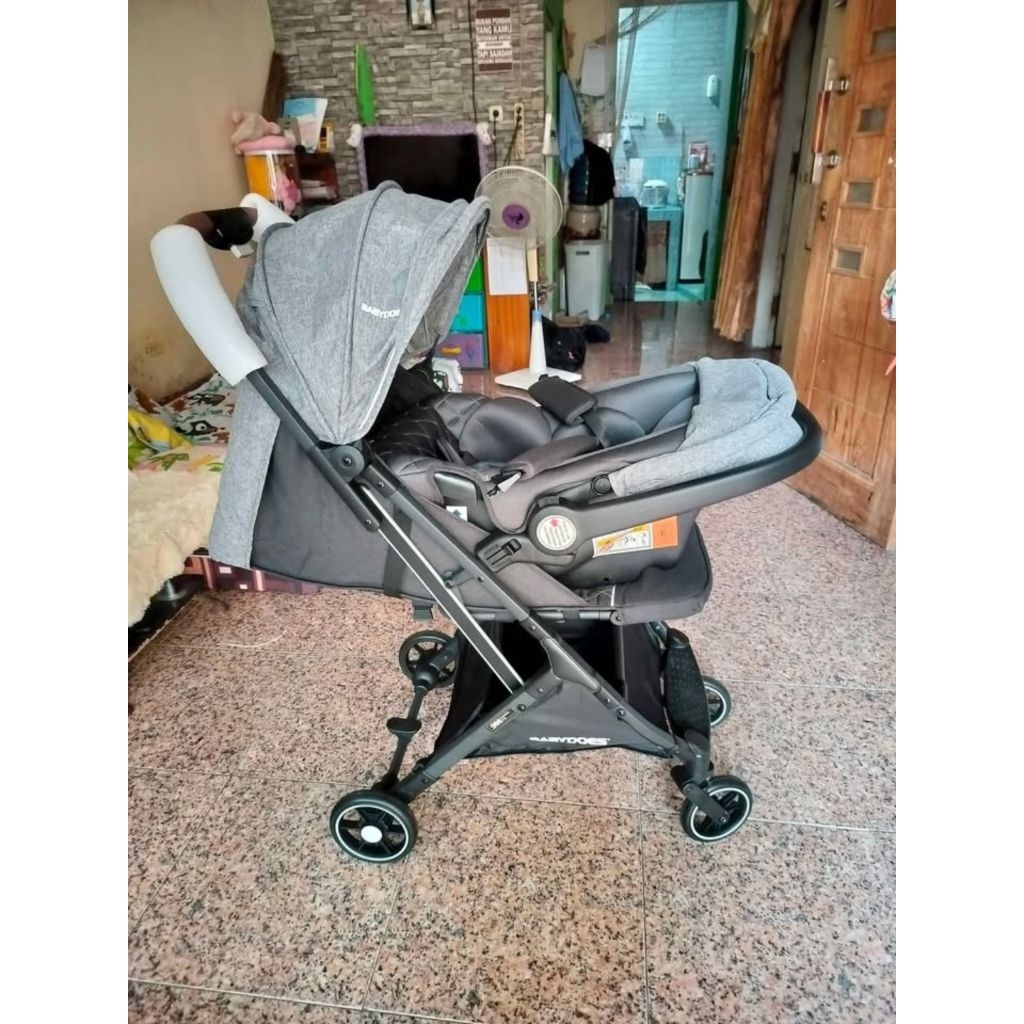stroller + carseat