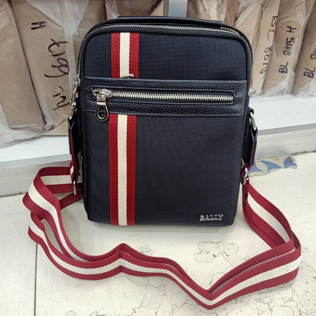 tas selempang Bally B66391 crossbody bag pria