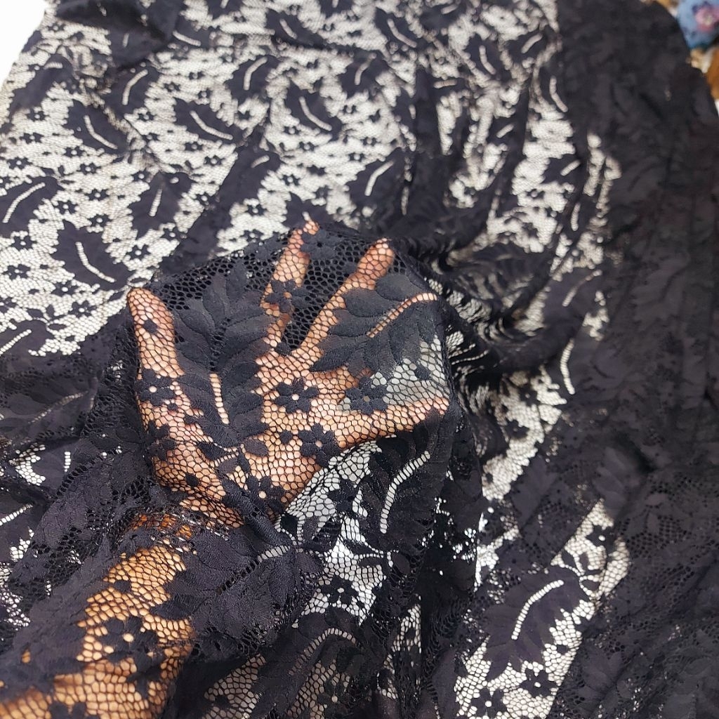 kain brokat premium  - kain brokat meteran  - kain brokat motif mewah ( HITAM) KJ