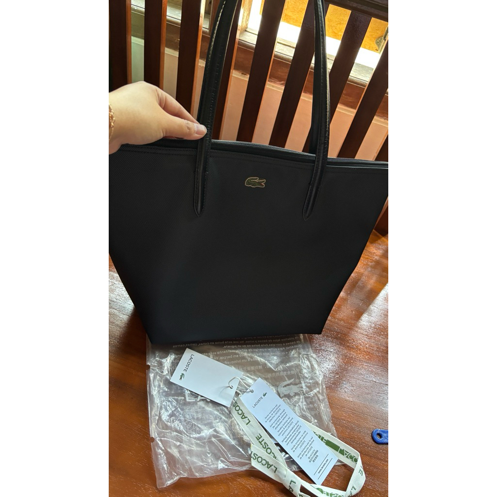 preloved tas lacoste original medium black
