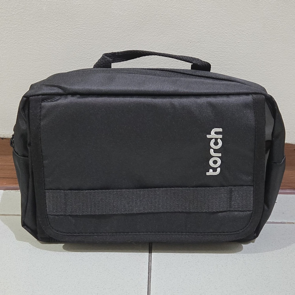 torch jitu clutch bag