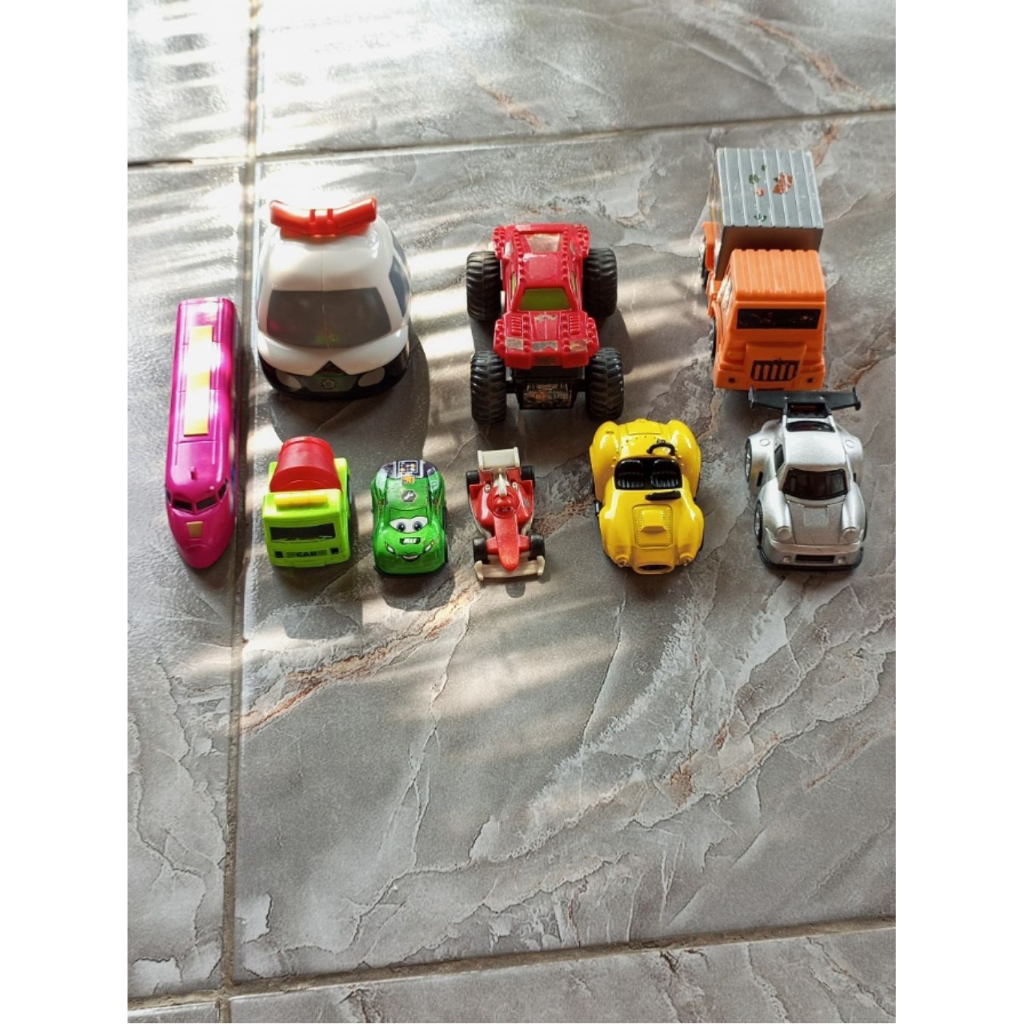 mainan mobil mobilan anak anak preloved