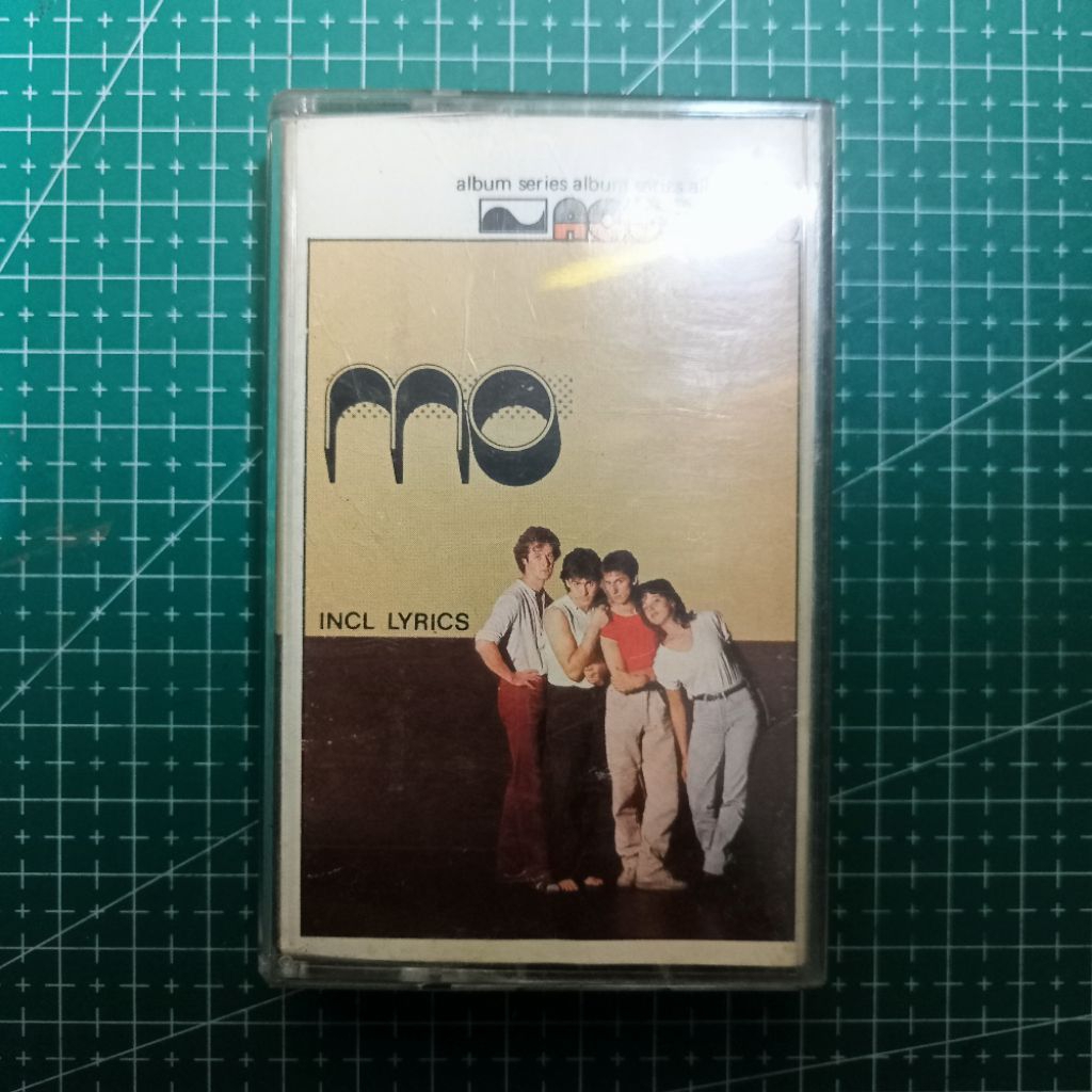 Kaset The MO - Self Titled