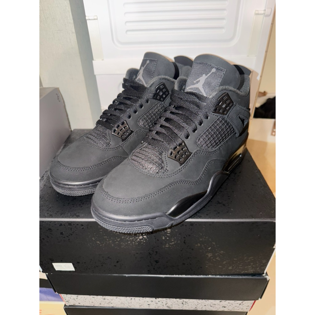 Air Jordan 4 Black Cat 2025