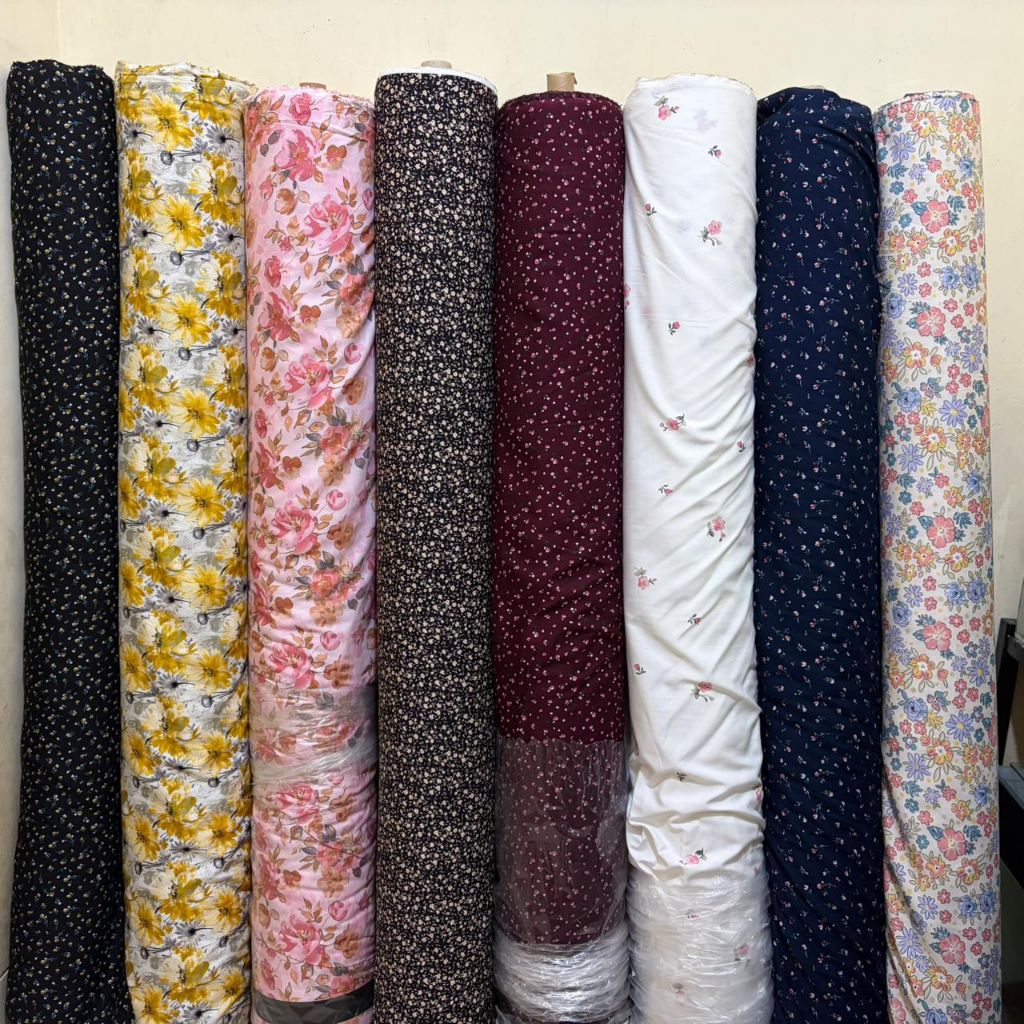 (harga/0,5m) kain katun rayon viskose premium motif bunga kecil ||rayon motif terbaru||bahan kain un