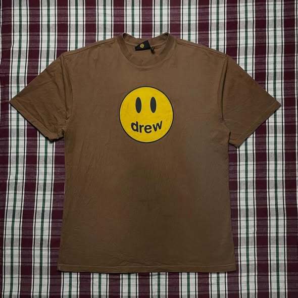 T-Shirts / Kaos Pria DREW HOUSE original size L warna coklat