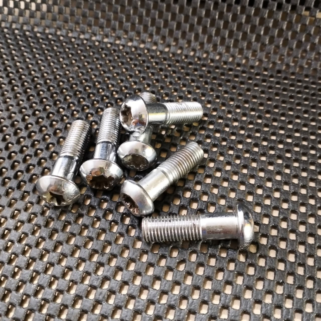 baut kaliper rem depan yamaha f1zr cabutan harga satuan