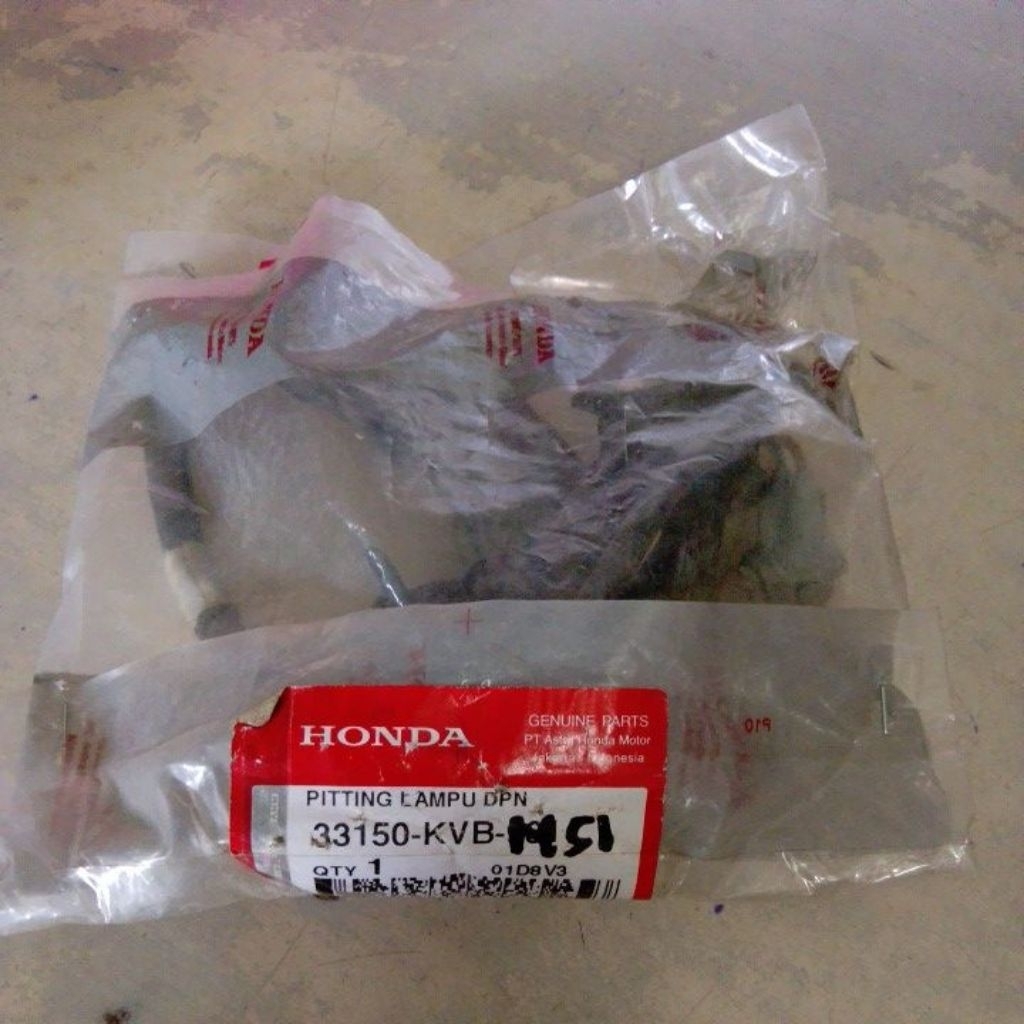33150 KVB N51 PITINGAN LAMPU DEPAN VARIO