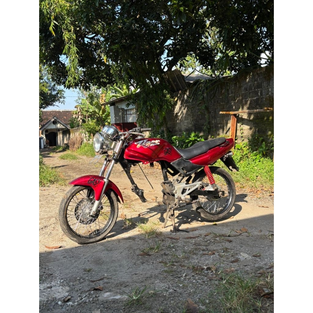 BODY SET TILAS TIGER 2000 OLD NAIK MESIN FUL SETT