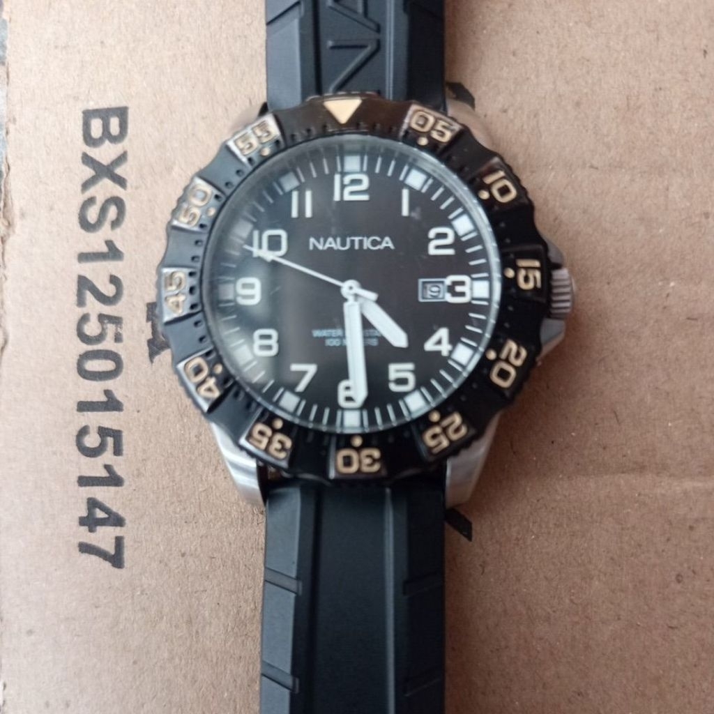 jam tangan nautica quart model diver full original bekas