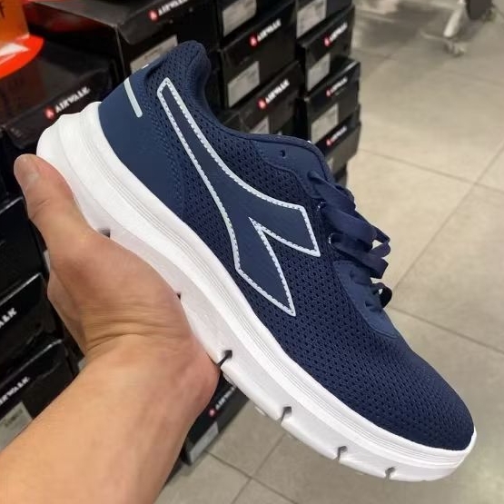 Diadora Nakumi Navy Men's Running Shoes | Sepatu Lari Pria | Stylish, Sporty, Comfy | Ori