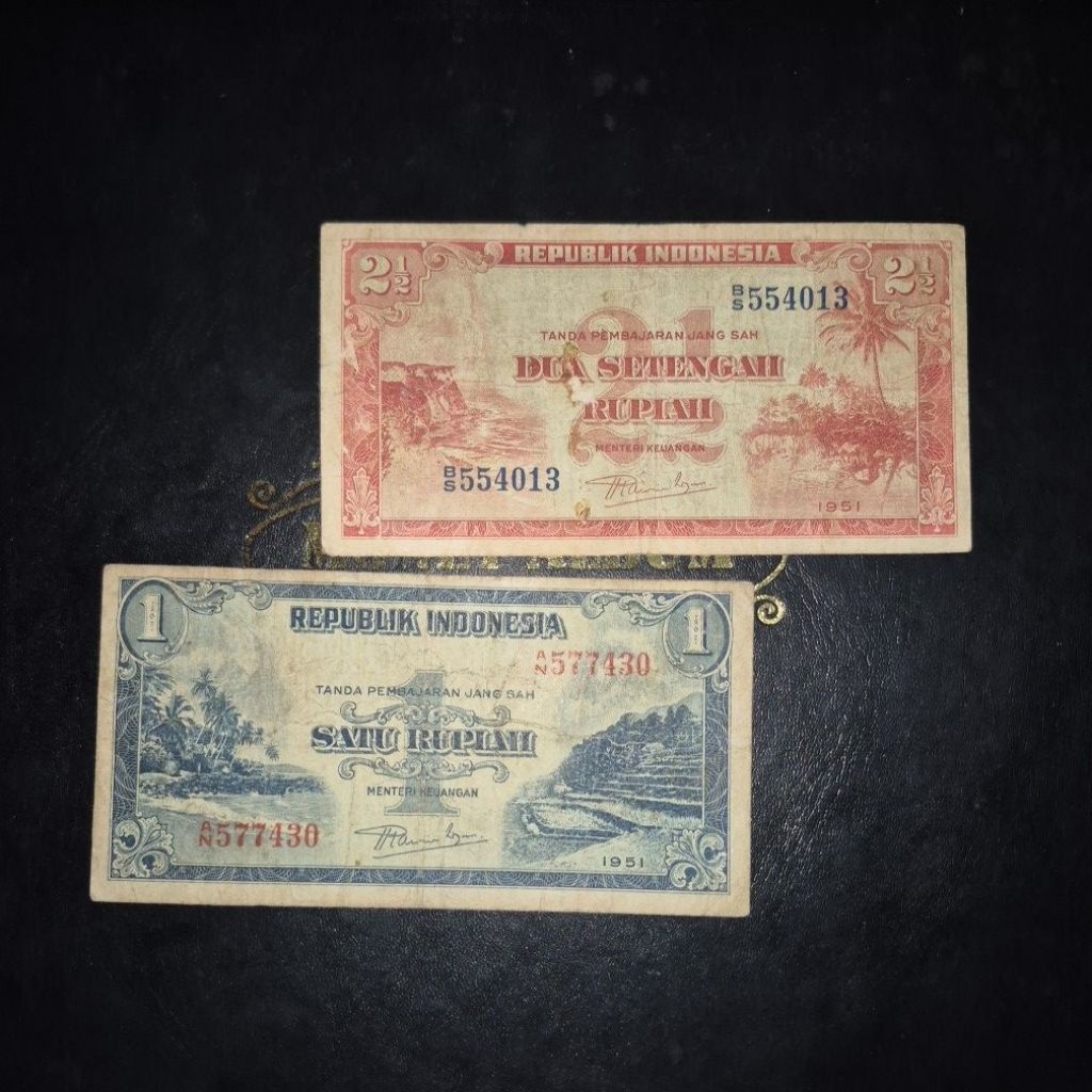 Uang Kuno Set Seri Pemandangan 1 dan 2.5 Rupiah