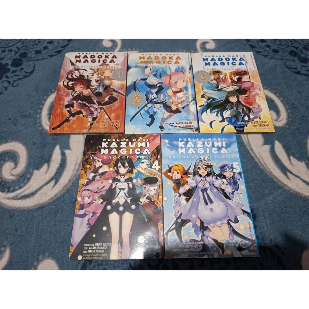 Komik Puella magi Madoka & Kazumi magica