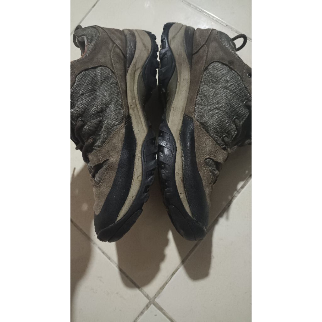 sepatu second Outd00r TNF Brown 42 26.5
