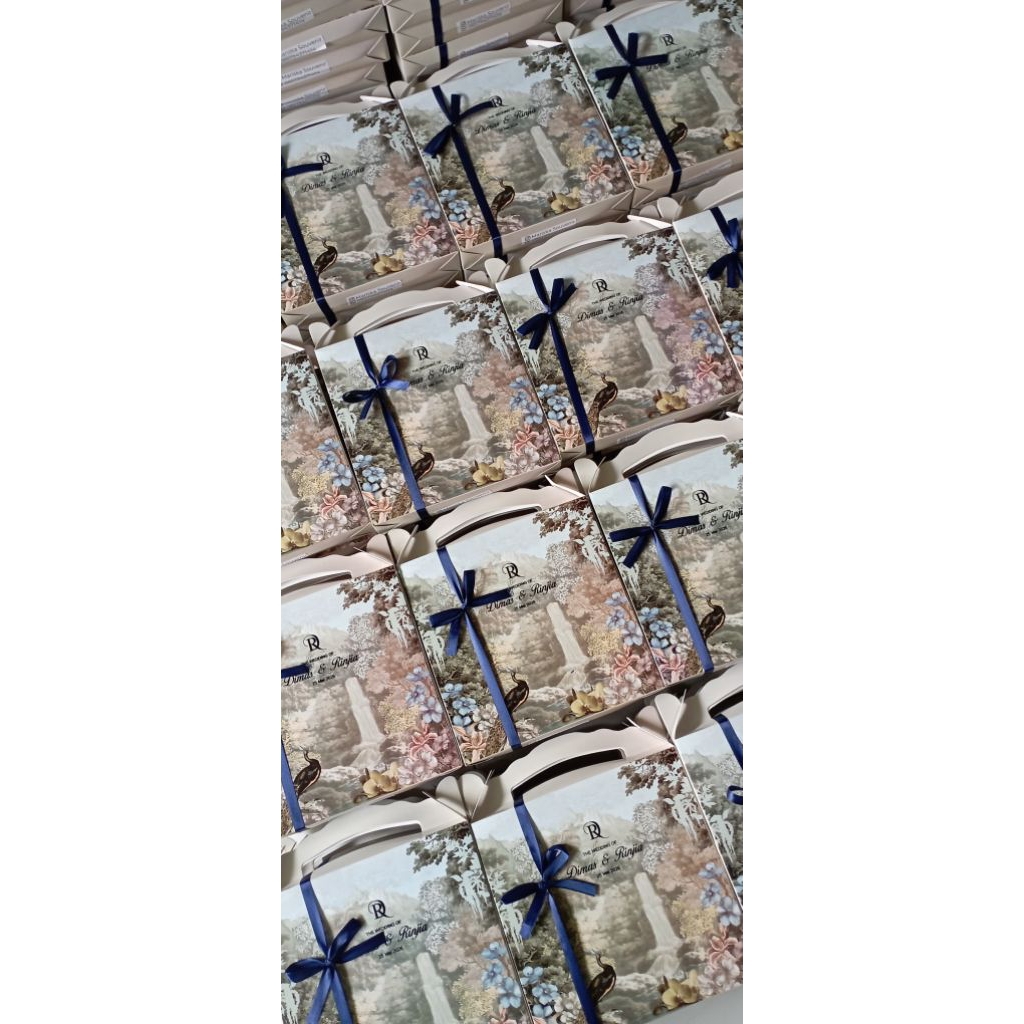 Box piring keramik | box piring 21x4x21 | box souvenir | piring keramik | souvenir piring