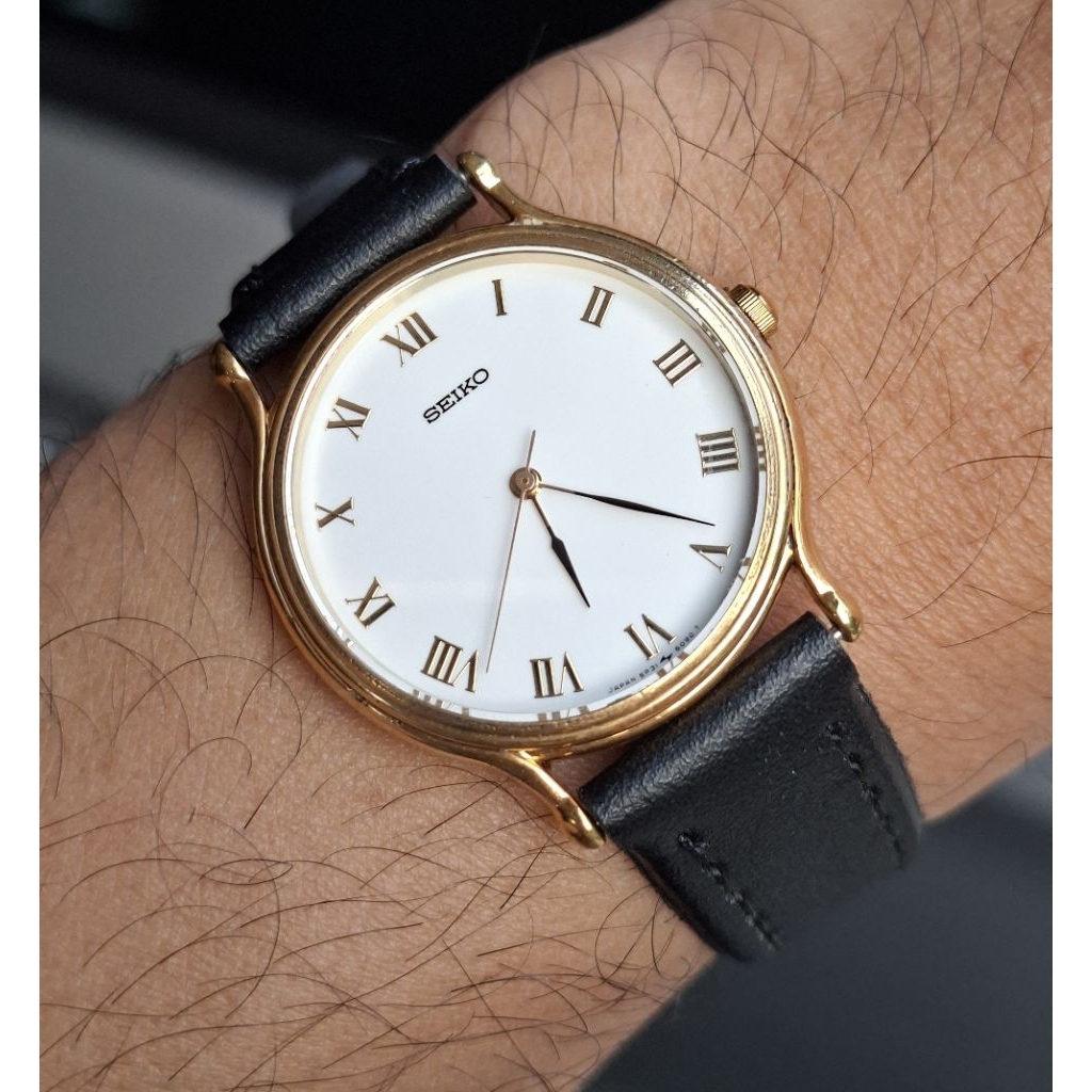 seiko roman dial