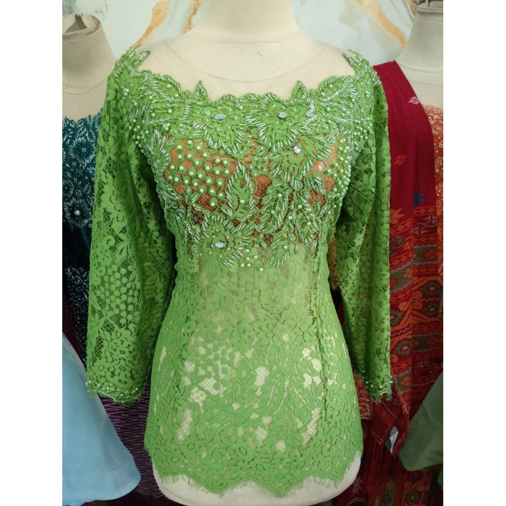 atasan kebaya warna hijau daun (no furing) ld 106-108