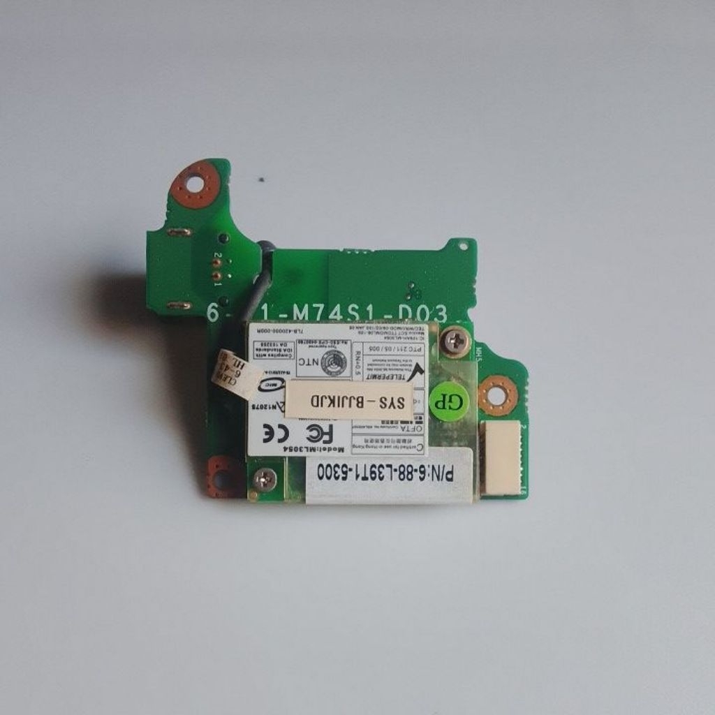 Modem LAN Laptop Clevo M746S