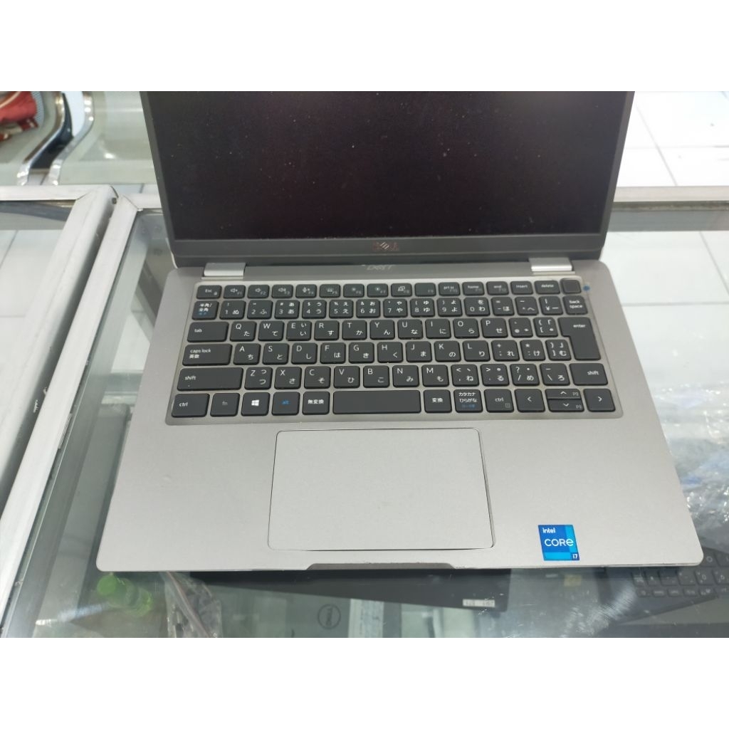 Dell 5320 i7 Gen 11 ram 16 SSD 256 touchscreen