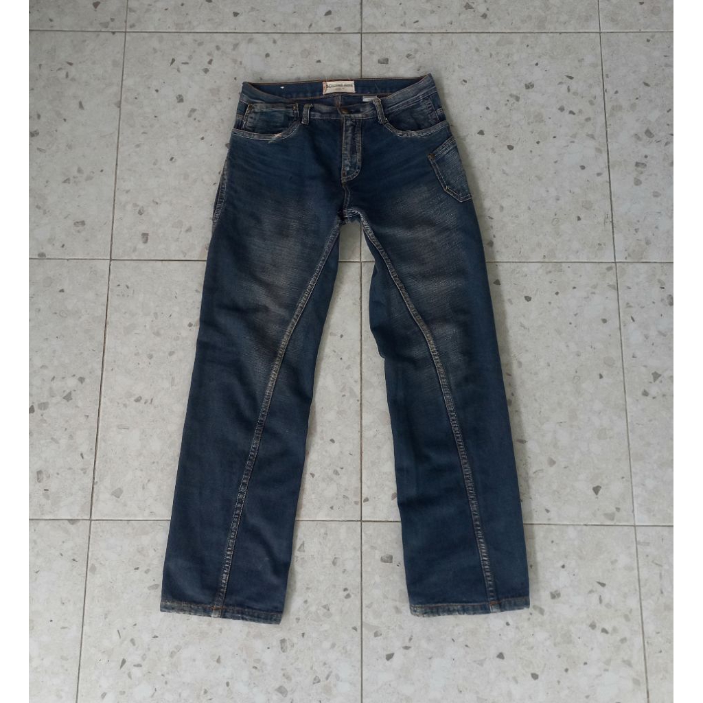 levis engineered vintage made in hong kong