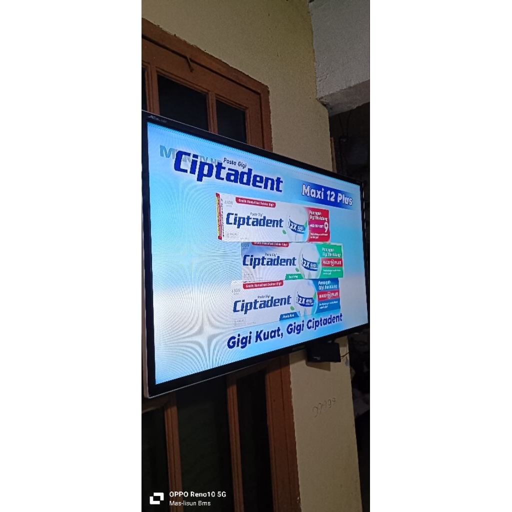 JUALTV POLYTRON 40 INC MINUS , TIPE 40HT108  ( SEKEN  MSH  LAYAK DIGUNAKAN) KEL ,TV REMOT,KABEL POWE
