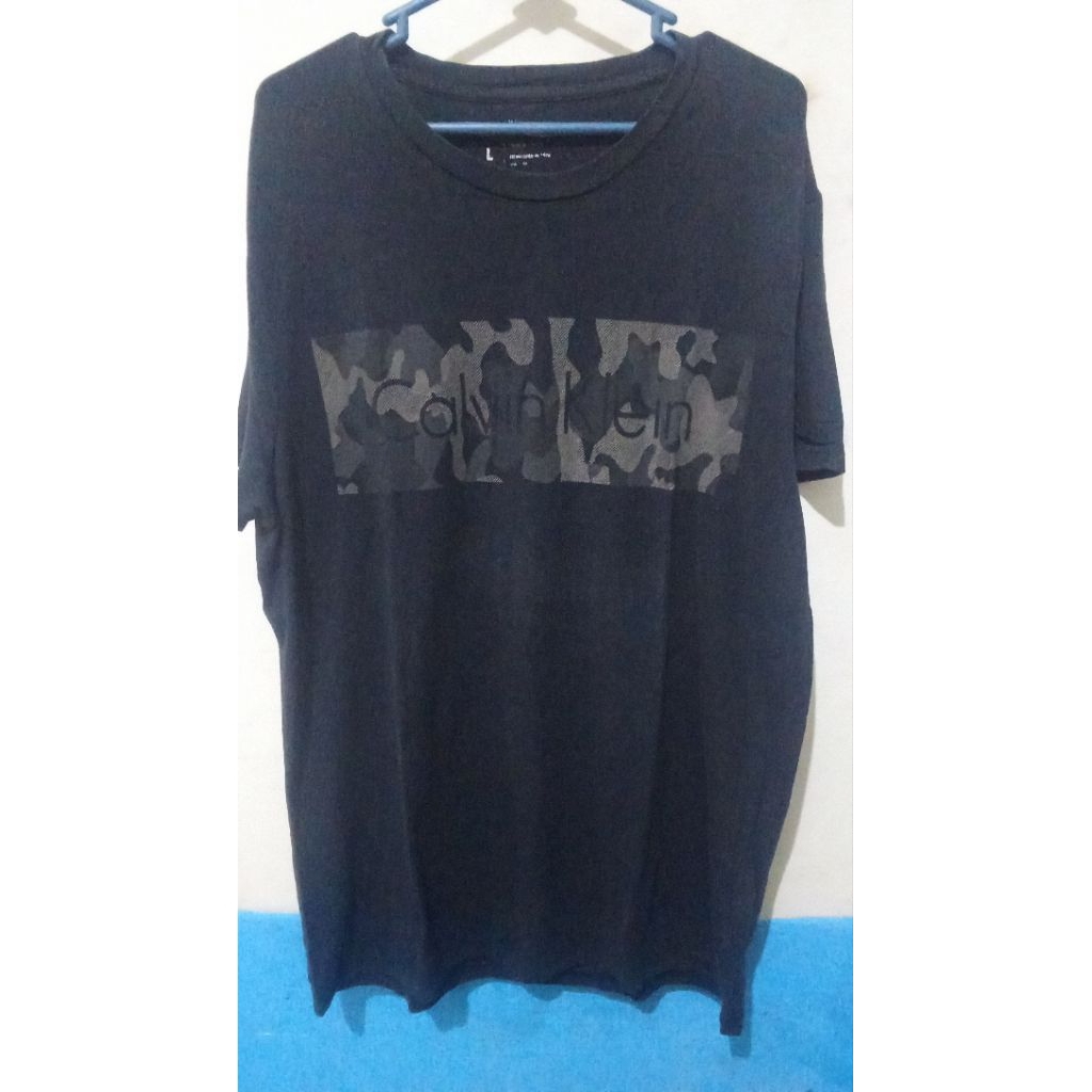 Kaos Calvin Klein