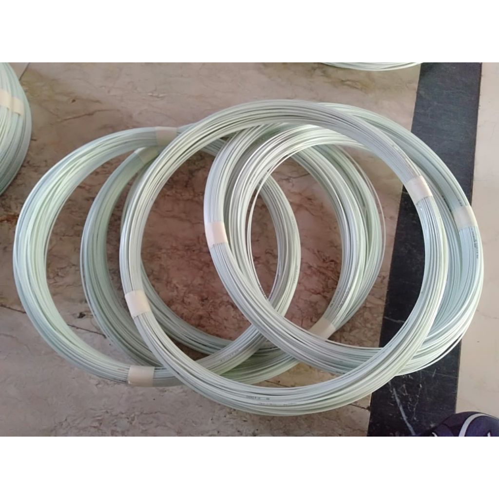 ruji fiber putih susu cocok untuk layangan dan ruji kandang merpati