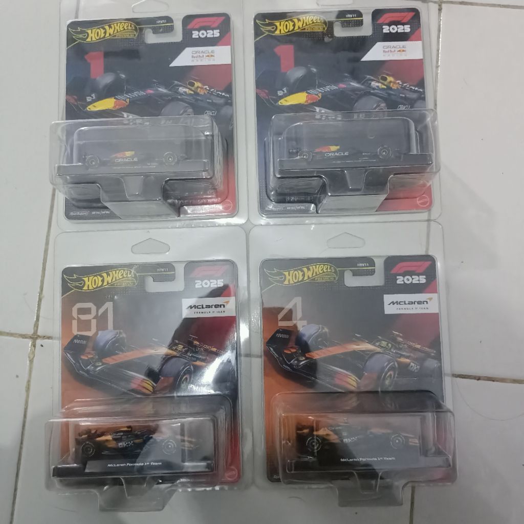 Hotwheels Premium F1 Redbull Mclaren