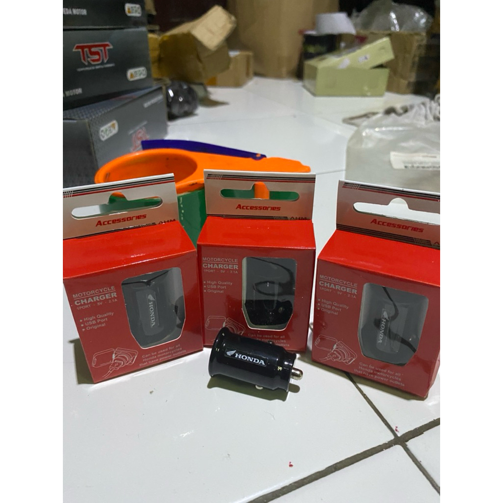 LIGHTER charger motor mobil adaptor USB charger ADV pcx Vario Aerox